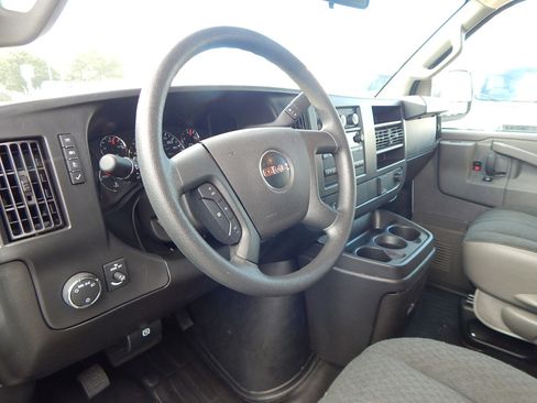 Used 2024 GMC Savana 2500 w/ Driver Convenience Package image 17