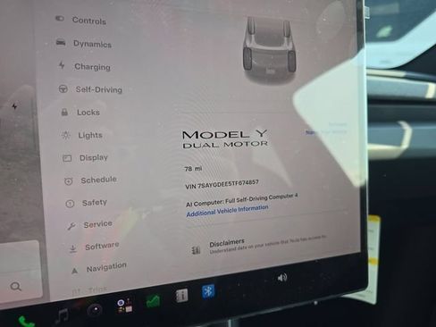 Used 2026 Tesla Model Y AWD image 9