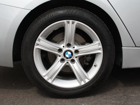 Used 2014 BMW 320i Sedan RWD image 26