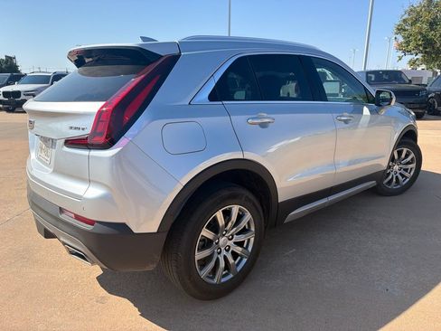 Used 2021 Cadillac XT4 Premium Luxury AWD/4WD image 3