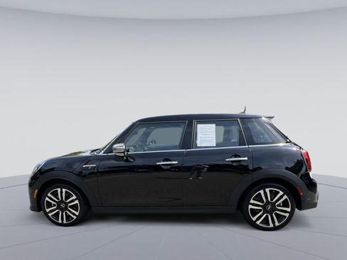 Used 2022 MINI Cooper S FWD image 6