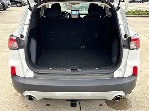 Used 2022 Ford Escape SE image 29