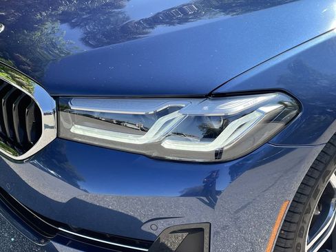 Used 2023 BMW 530i w/ Premium Package RWD image 6