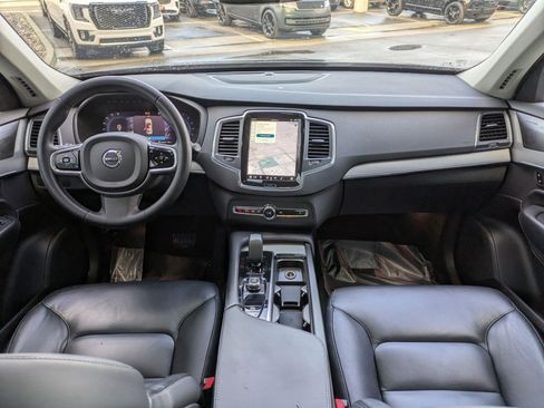 Used 2023 Volvo XC90 B5 Core w/ Climate Package image 28