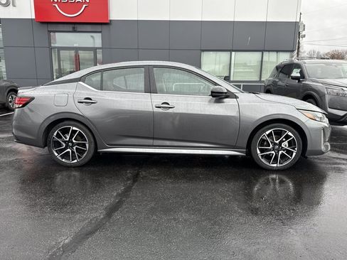 Certified 2025 Nissan Sentra SR image 2