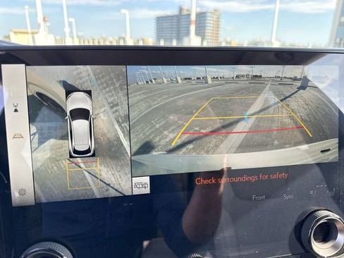 New 2026 Lexus RX 450h AWD image 17