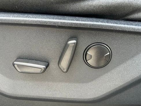 Used 2022 Ford F150 XLT w/ Equipment Group 302A High image 26