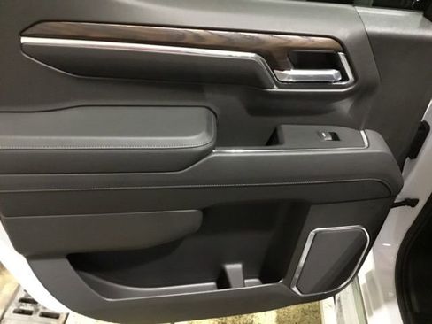 New 2025 GMC Sierra 1500 SLT w/ SLT Premium Package image 52