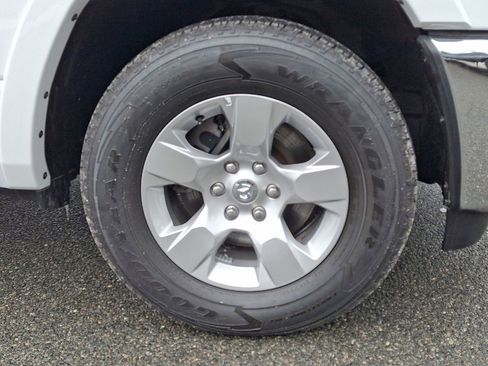 Used 2025 RAM 1500 Big Horn image 27