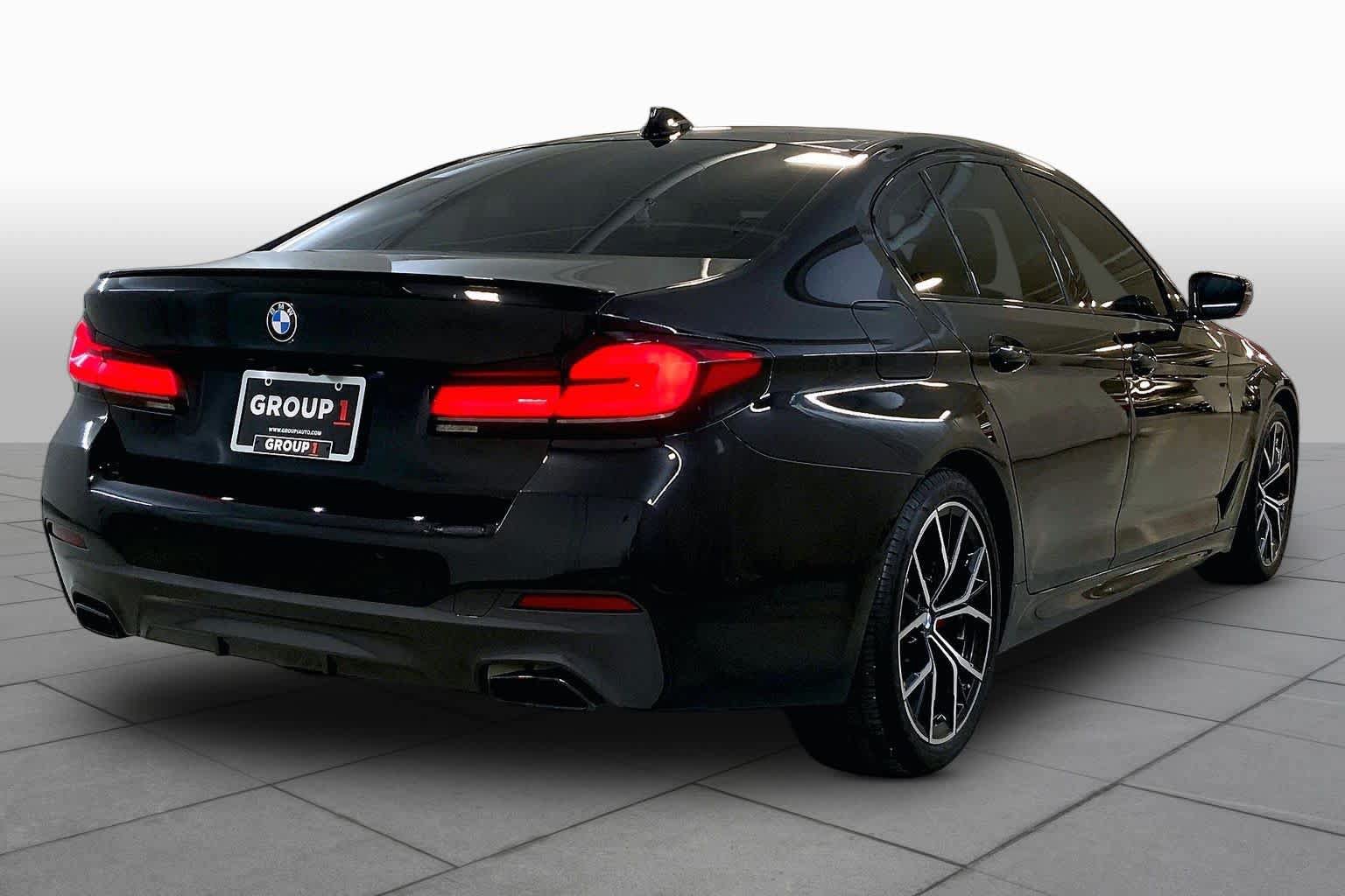 Used 2023 BMW 540i xDrive w/ M Sport Package AWD/4WD image 12
