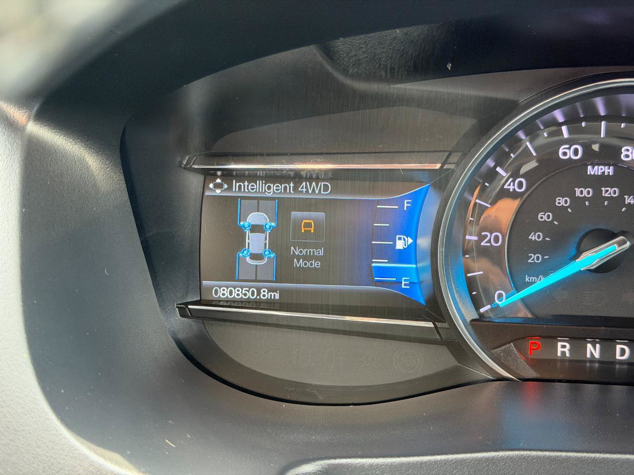 Used 2018 Ford Explorer XLT w/ Equipment Group 202A AWD/4WD image 76
