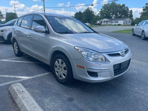 Used 2012 Hyundai Elantra GLS FWD image 4