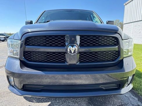 Used 2017 RAM 1500 Express AWD/4WD image 6