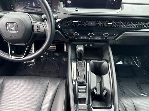 Certified 2023 Honda Accord Sport image 28