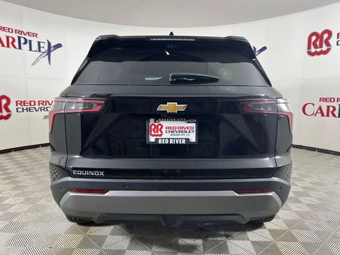 New 2026 Chevrolet Equinox LT image 6