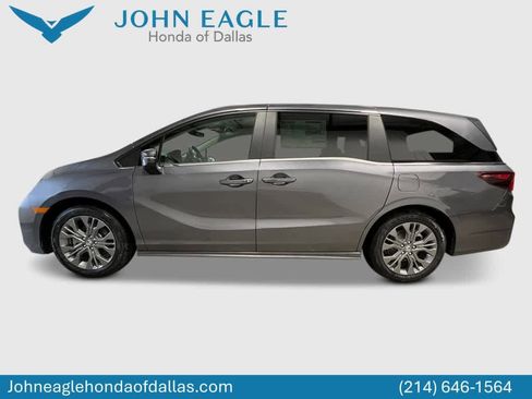 New 2026 Honda Odyssey Touring image 6