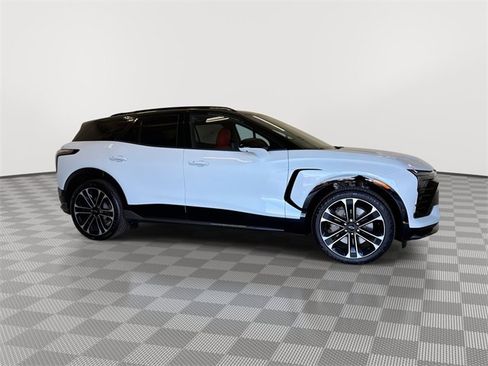 New 2026 Chevrolet Blazer EV SS image 13