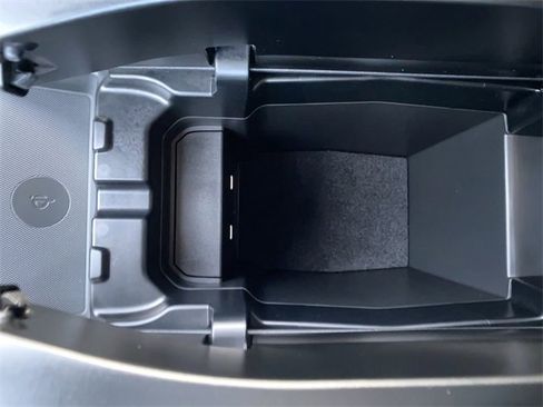 Certified 2025 MAZDA CX-50 AWD 2.5 S w/ Cargo Package image 24