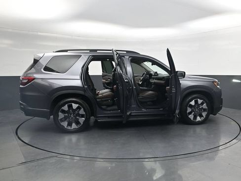 Used 2026 Honda Pilot Elite image 41