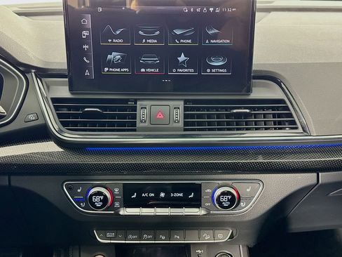 Used 2022 Audi SQ5 Prestige image 37