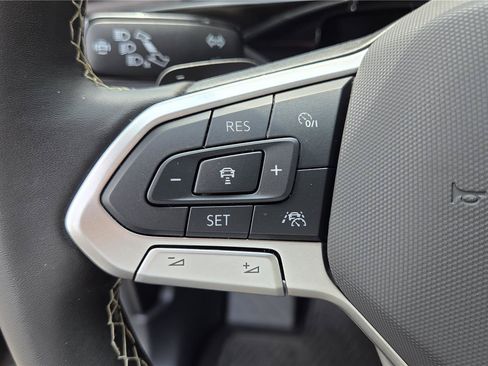 Certified 2024 Volkswagen Atlas SEL AWD/4WD image 19