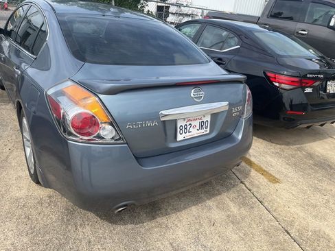 Used 2012 Nissan Altima 3.5 SR w/ Sport Pkg FWD image 4