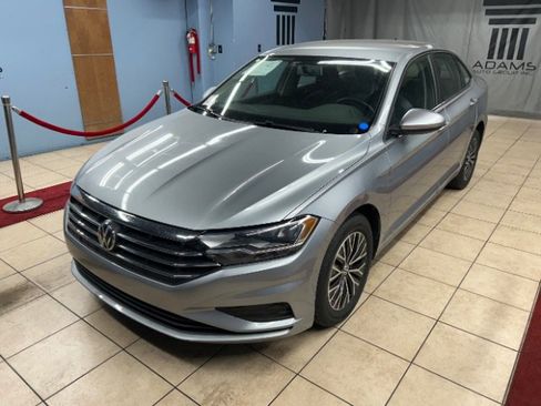 Used 2021 Volkswagen Jetta S image 3