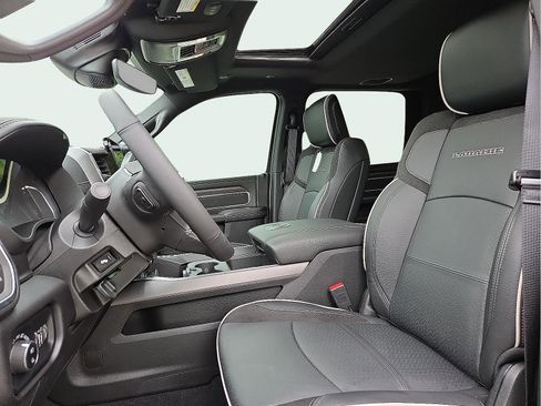 New 2025 RAM 2500 Laramie image 14