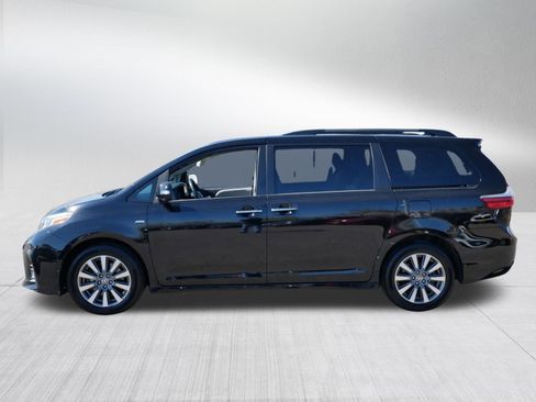 Used 2020 Toyota Sienna Limited Premium AWD/4WD image 4