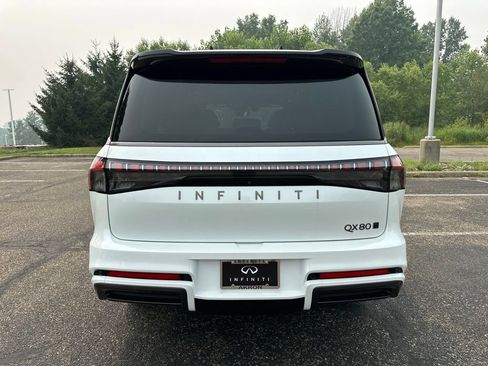 New 2027 INFINITI QX80 Autograph AWD/4WD image 4