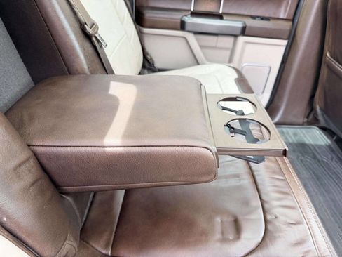 Used 2019 Ford F150 Limited image 30