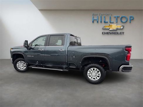 Used 2020 Chevrolet Silverado 2500 LTZ w/ LTZ Convenience Package image 12