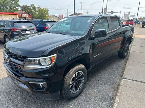 Used 2021 Chevrolet Colorado Z71 RWD image 3