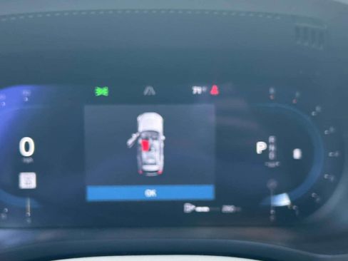 Certified 2023 Volvo XC60 B5 Plus w/ Climate Package image 24