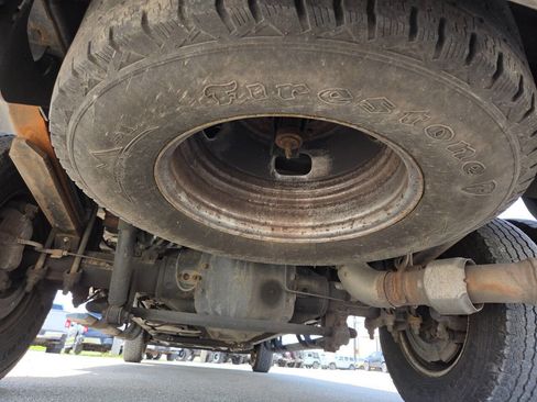 Used 2019 Ford F350 XL w/ STX Appearance Package RWD image 13