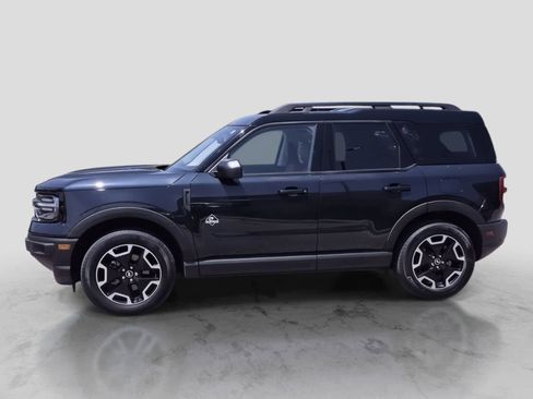 Used 2023 Ford Bronco Sport Outer Banks AWD/4WD image 5