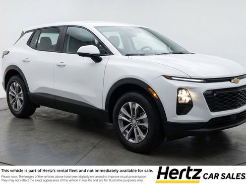 Used 2025 Chevrolet Equinox LT image 1