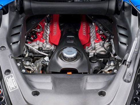 Used 2024 Ferrari SF90 Spider image 55