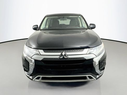 Used 2020 Mitsubishi Outlander SE AWD/4WD image 2