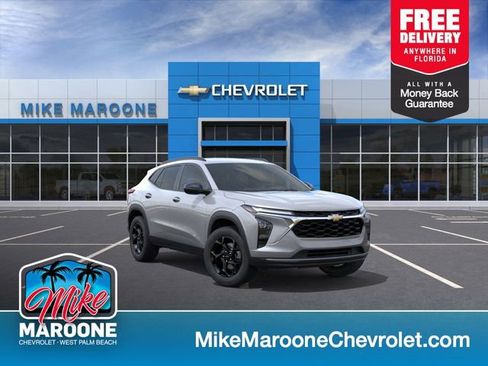 New 2026 Chevrolet Trax LT w/ Midnight Edition FWD image 1