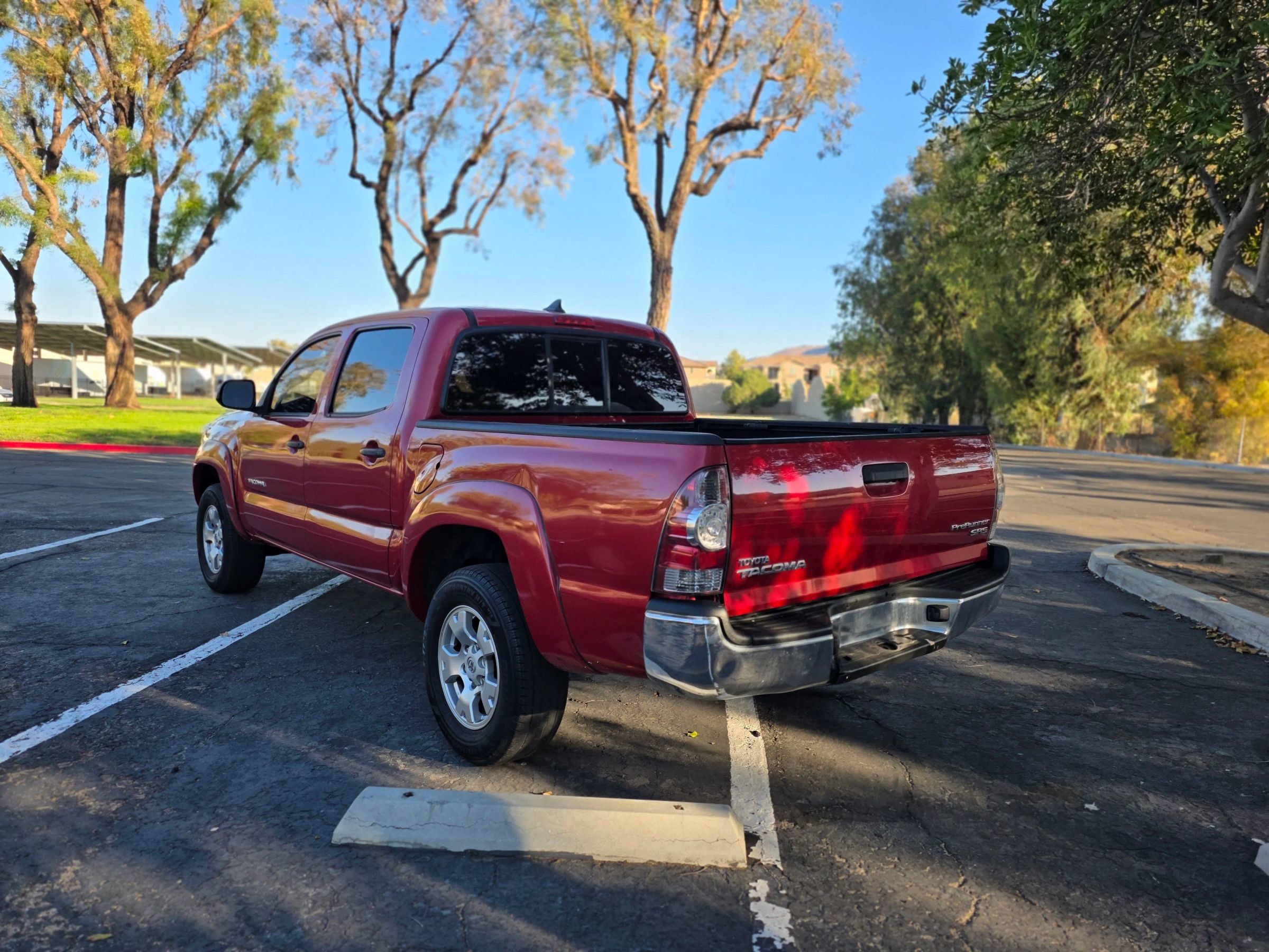 Used 2015 Toyota Tacoma PreRunner RWD image 37