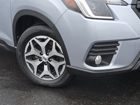 Certified 2023 Subaru Forester Premium image 3