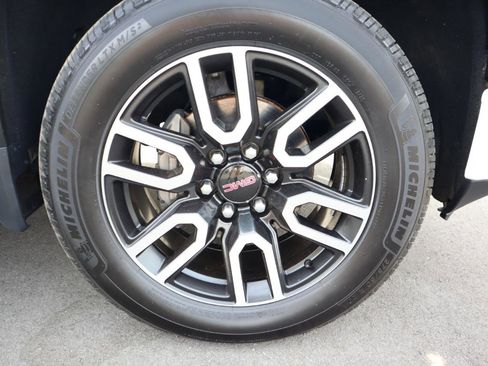 Used 2019 GMC Sierra 1500 AT4 w/ AT4 Premium Package image 19