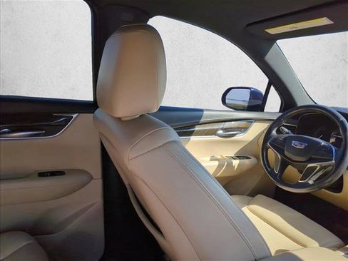Used 2018 Cadillac XT5 FWD w/ LPO, Wheel Lock Package image 20