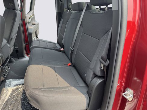 New 2024 GMC Sierra 1500 Elevation image 23