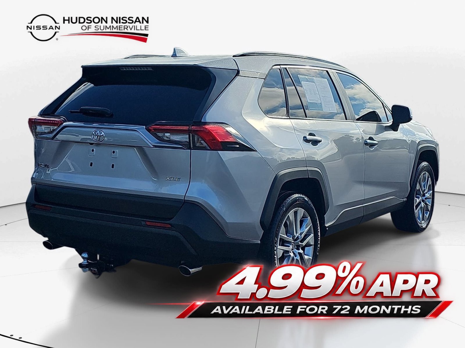 Used 2023 Toyota RAV4 XLE Premium FWD image 6