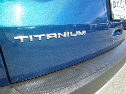 Used 2020 Ford Escape Titanium AWD/4WD image 8