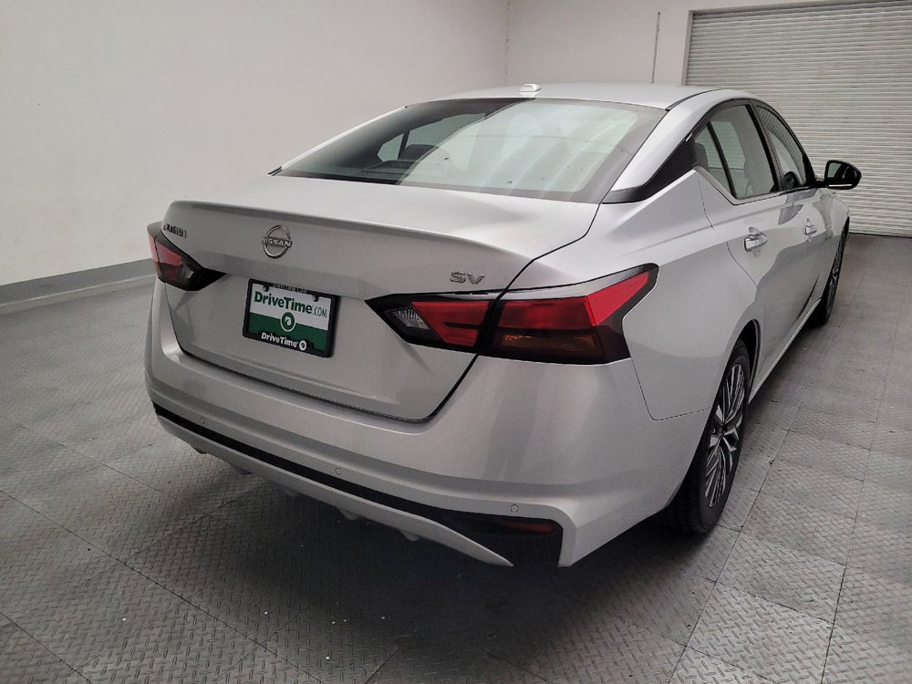 Used 2023 Nissan Altima 2.5 SV FWD image 7