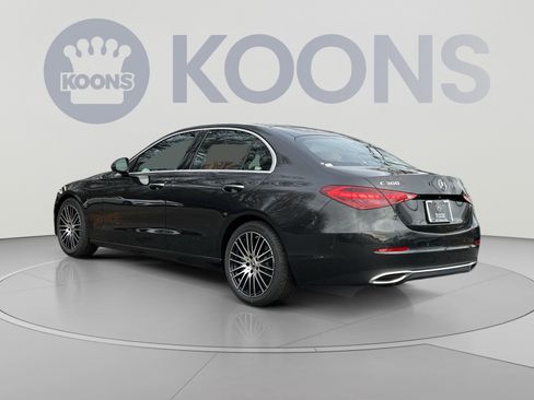 Used 2026 Mercedes-Benz C 300 4MATIC Sedan image 4