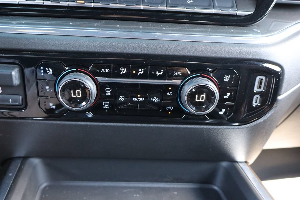 Used 2025 Chevrolet Silverado 2500 High Country w/ Technology Package AWD/4WD image 10